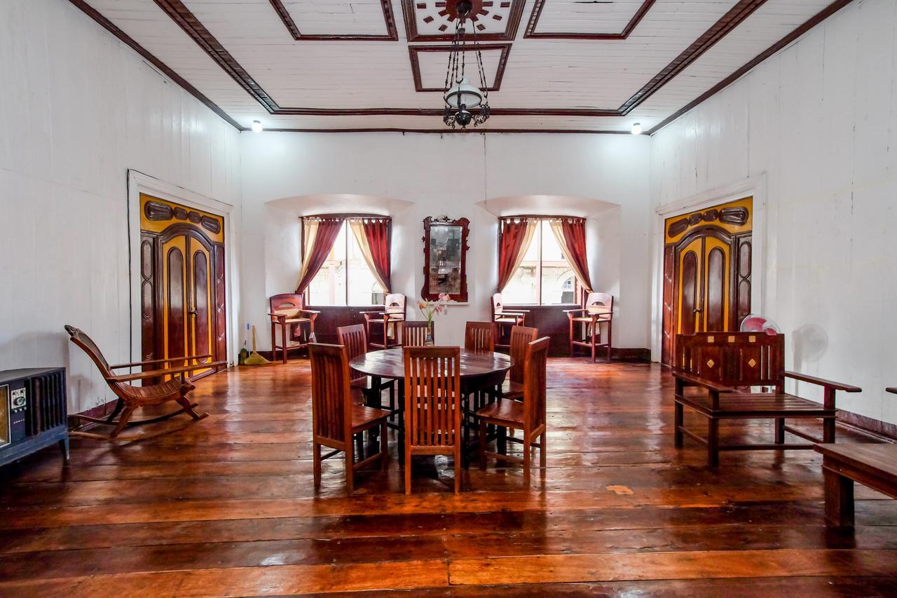 Zen Rooms Calle Crisologo Vigan Exterior foto
